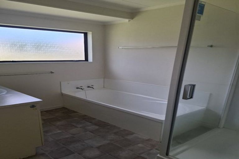 Photo of property in 153a Williams Street, Cambridge, 3434