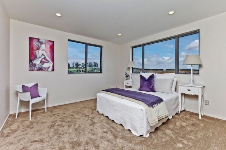 Photo of property in 14 Kaipuke Crescent, Gulf Harbour, Whangaparaoa, 0930