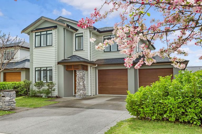 Photo of property in 24 Trecarne Street, Karaka, Papakura, 2113