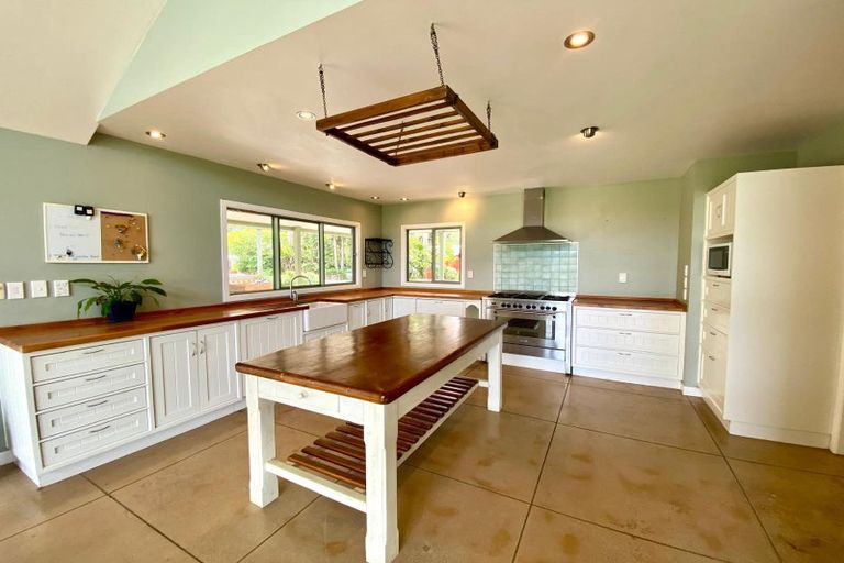 Photo of property in 86 Boyd Road, Clarks Beach, Pukekohe, 2679