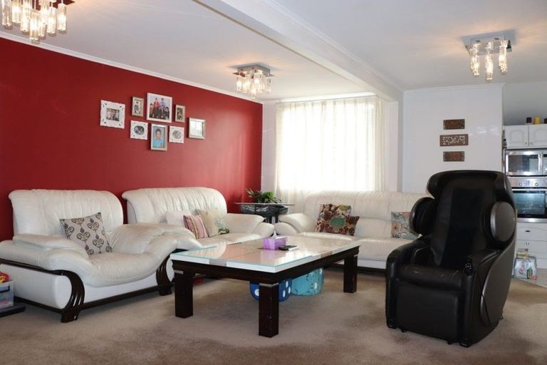 Photo of property in 17 Waimana Avenue, Northcote Point, Auckland, 0627