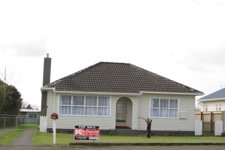 Photo of property in 4 Achilles Street, Stratford, 4332