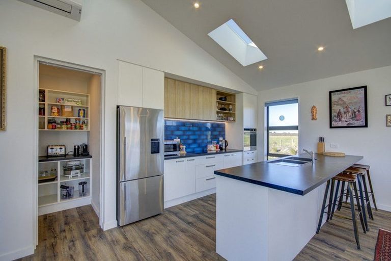 Photo of property in 1096 Woodstock Road, View Hill, Oxford, 7495