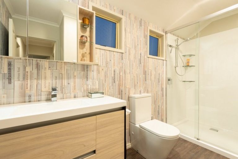 Photo of property in 12 Kestrel Avenue, Welcome Bay, Tauranga, 3112