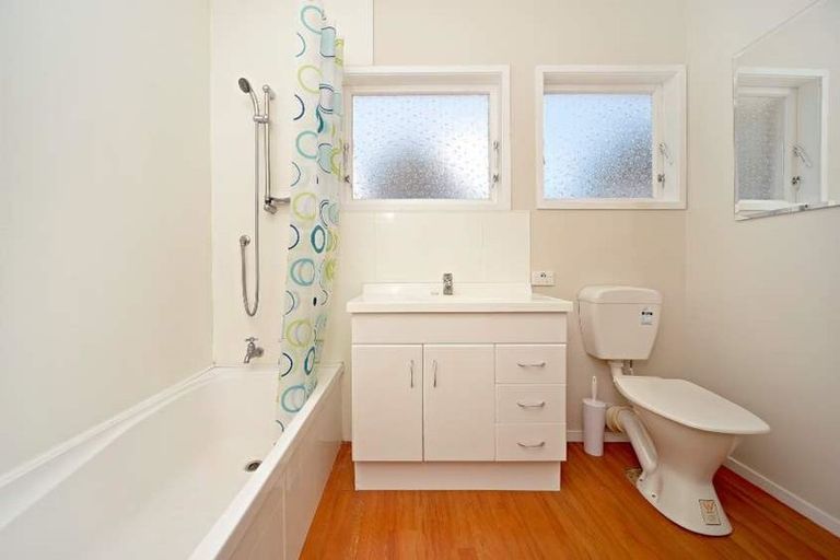 Photo of property in 19 President Avenue, Papakura, 2110