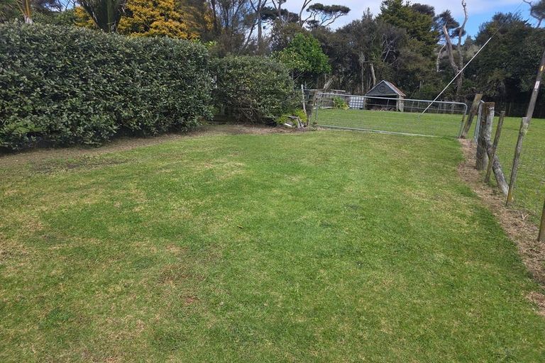 Photo of property in 315 Muriwai Road, Waimauku, 0881