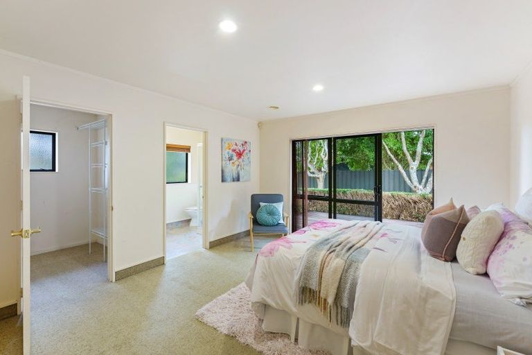 Photo of property in 10 Tararua Crescent, Otaki, 5512