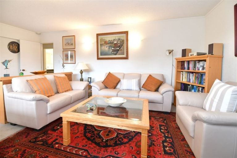 Photo of property in 15 Motuora Road, Manly, Whangaparaoa, 0930