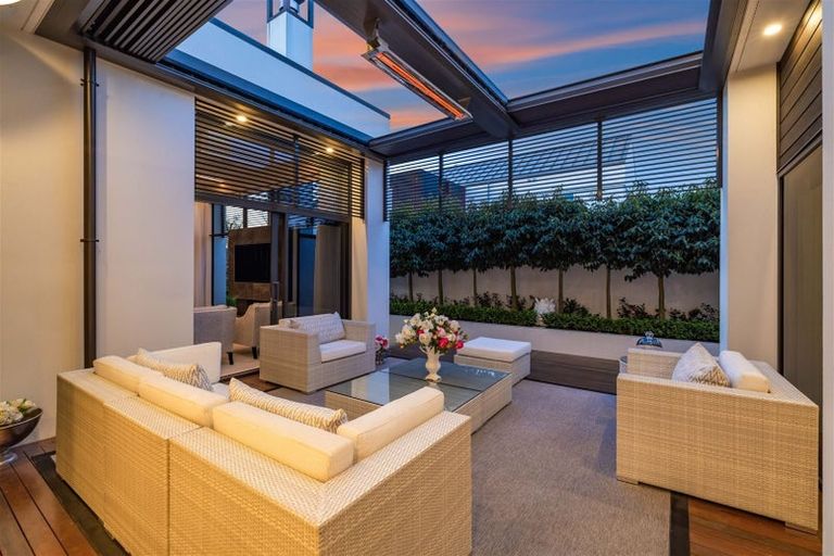 Photo of property in 14a Jacksons Road, Merivale, Christchurch, 8014