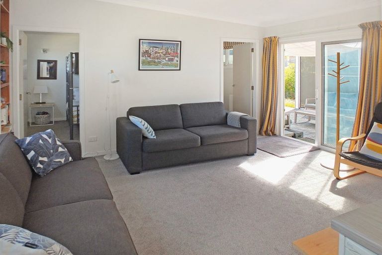 Photo of property in 3 Kent Terrace, Foxton Beach, Foxton, 4815