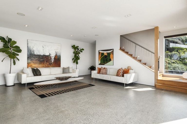 Photo of property in 24 Oceana Heights, Tairua, 3508