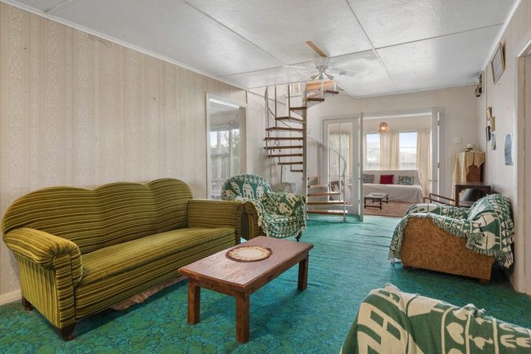 Photo of property in 22 Dillon Street, Waihi Beach, 3611