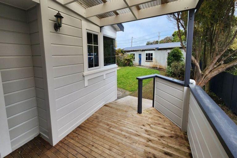 Photo of property in 111 Wilson Street, Hawera, 4610