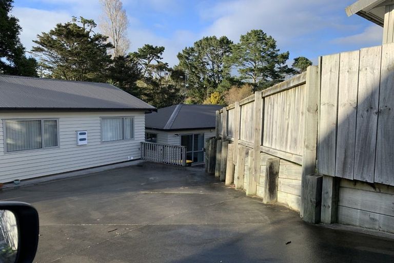 Photo of property in 12a Withers Road, Glen Eden, Auckland, 0602