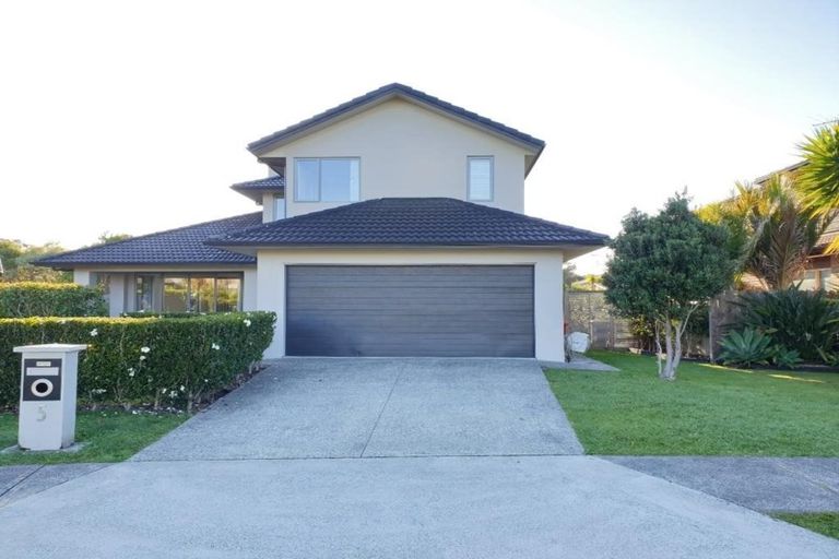 Photo of property in 5 Kelmore Place, Schnapper Rock, Auckland, 0632