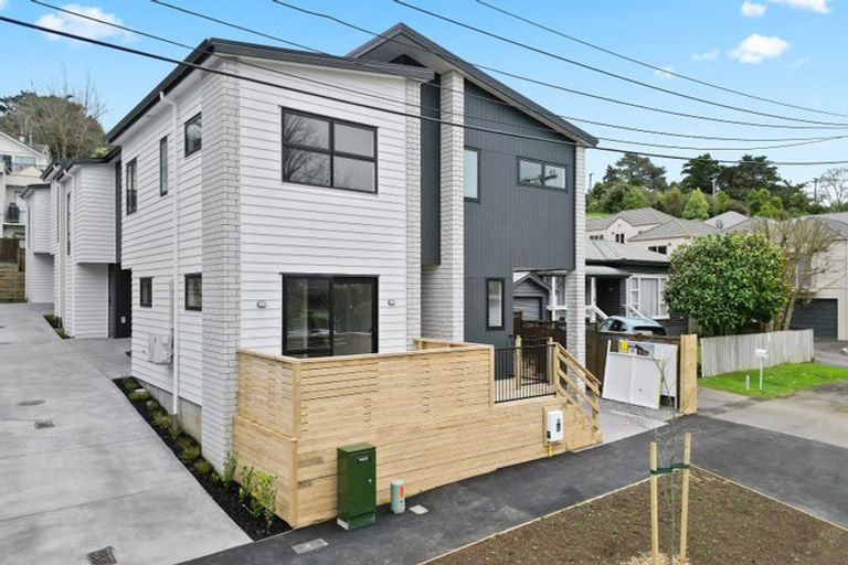 Photo of property in 2/26 Hunter Street, Hamilton Lake, Hamilton, 3204