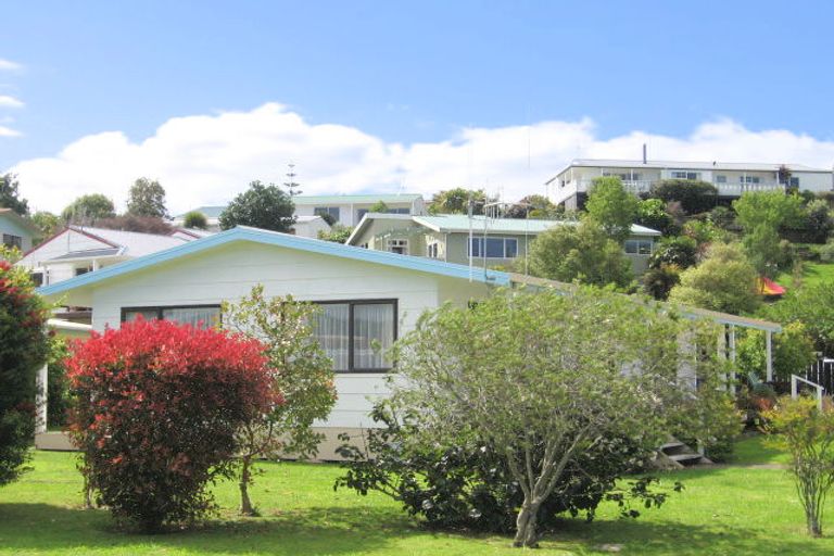 Photo of property in 130 Athenree Road, Athenree, Katikati, 3177