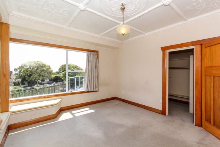 Photo of property in 28 Mclean Street, Strandon, New Plymouth, 4312