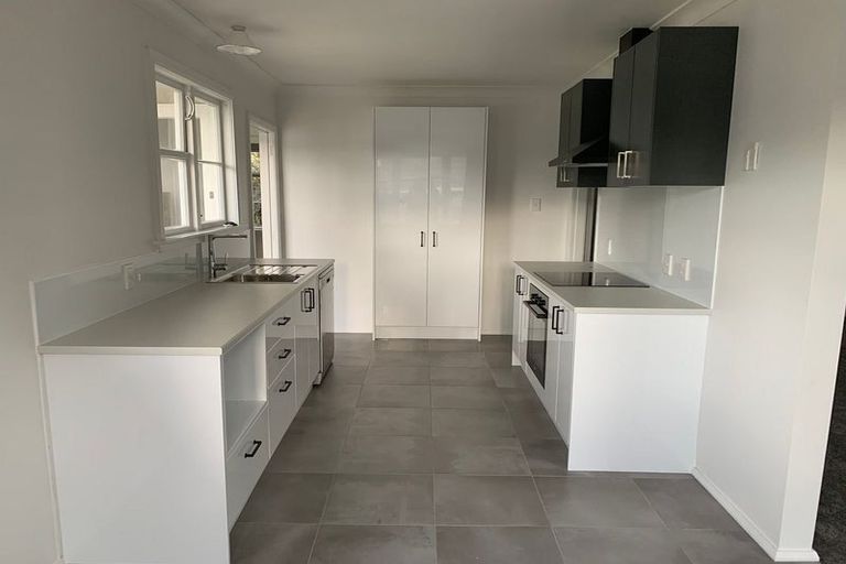 Photo of property in 89 Pahiatua Street, Hokowhitu, Palmerston North, 4410