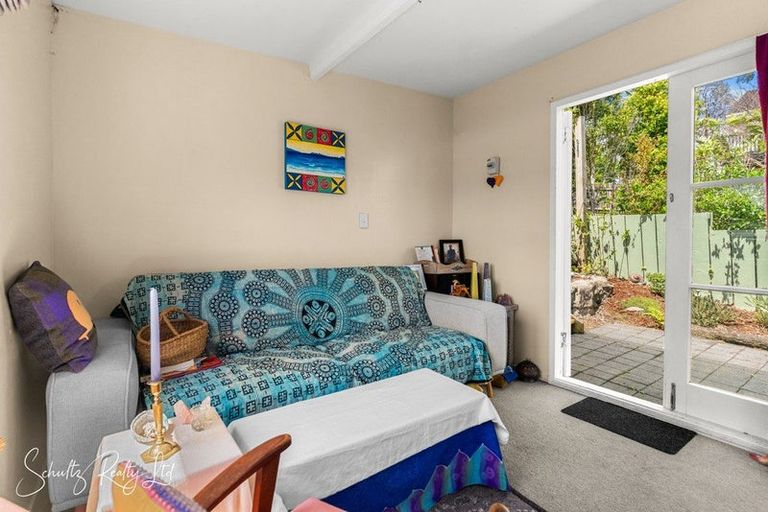 Photo of property in 5a Whaka Street, Maungaturoto, 0520