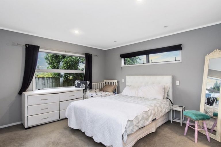 Photo of property in 8a Cameron Road, Te Puke, 3119