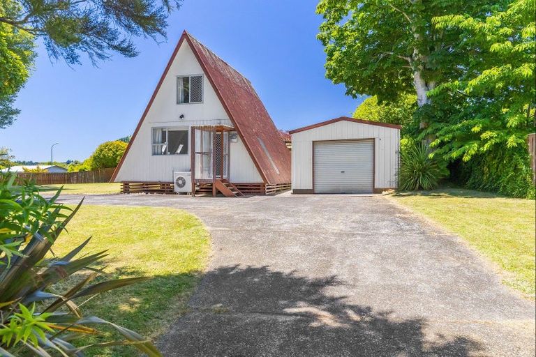 Photo of property in 207 Te Rangitautahanga Road, Turangi, 3334