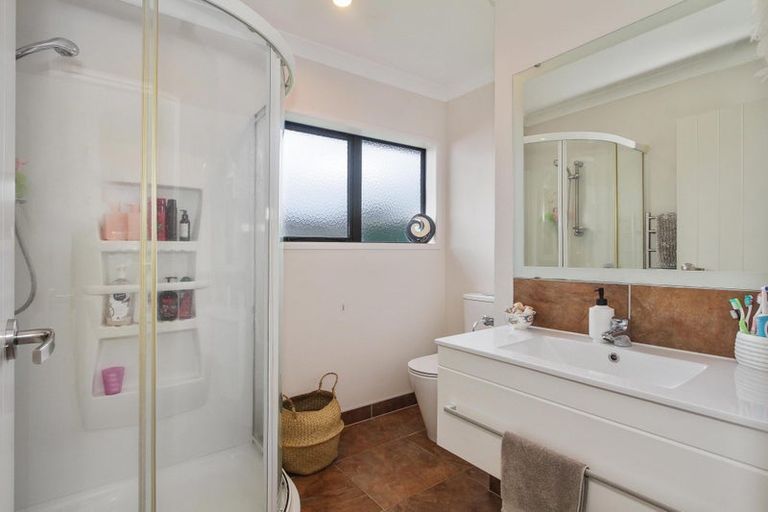 Photo of property in 5 Goble Road, Clarks Beach, Pukekohe, 2679