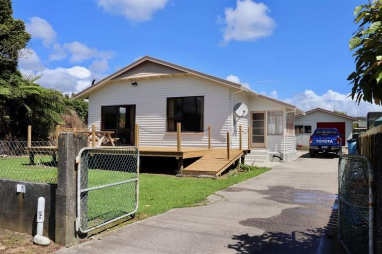 Photo of property in 126 Waverley Street, Karamea, 7893