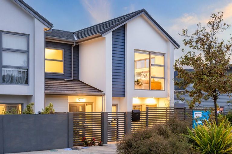 Photo of property in 9 Karearea Avenue, Kenepuru, Porirua, 5022