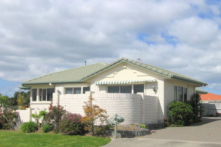 Photo of property in 1 Fahey Avenue, Mount Maunganui, 3116