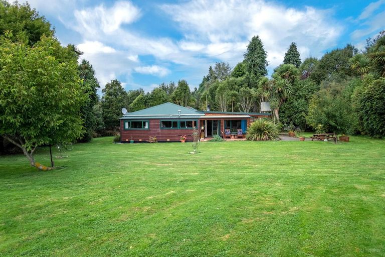 Photo of property in 33 Burdon Road, Woodbury, Geraldine, 7991