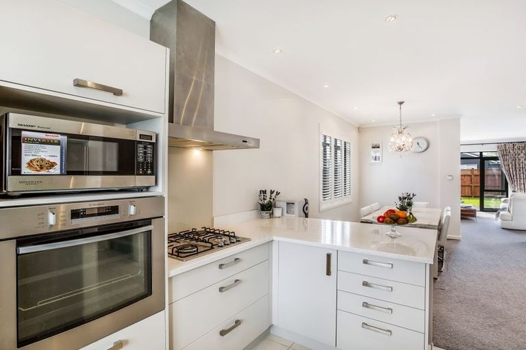 Photo of property in 24 Trecarne Street, Karaka, Papakura, 2113