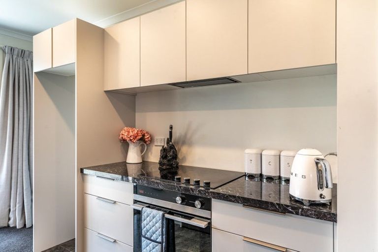 Photo of property in 40 Queen Street, Winton, 9720