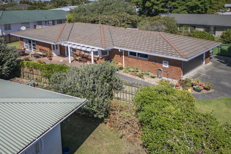 Photo of property in 18a South Street, Papakura, 2110