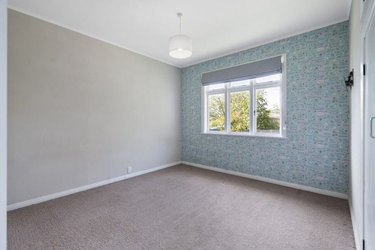 Photo of property in 19 Ongo Road, Hunterville, 4730