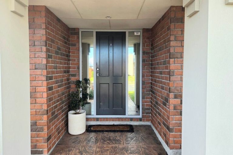 Photo of property in 7 Moeraki Place, Hei Hei, Christchurch, 8042