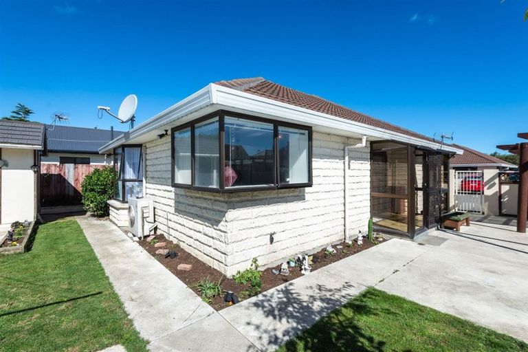 Photo of property in 2/29 Palmers Road, New Brighton, Christchurch, 8083