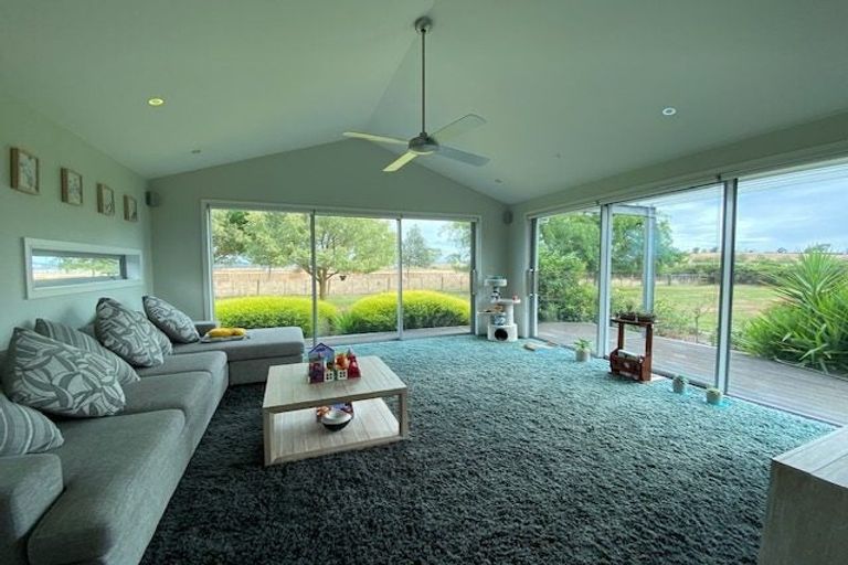 Photo of property in 39 North Ridge Drive, Rototuna North, Hamilton, 3210