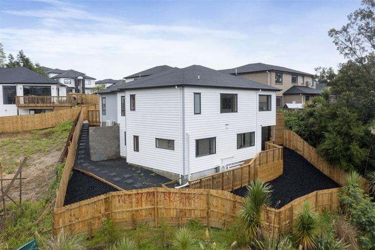 Photo of property in 32 Korihi Drive, Swanson, Auckland, 0614