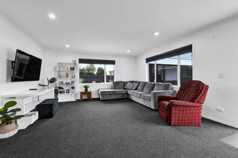 Photo of property in 110 Cracroft Street, Waitara, 4320