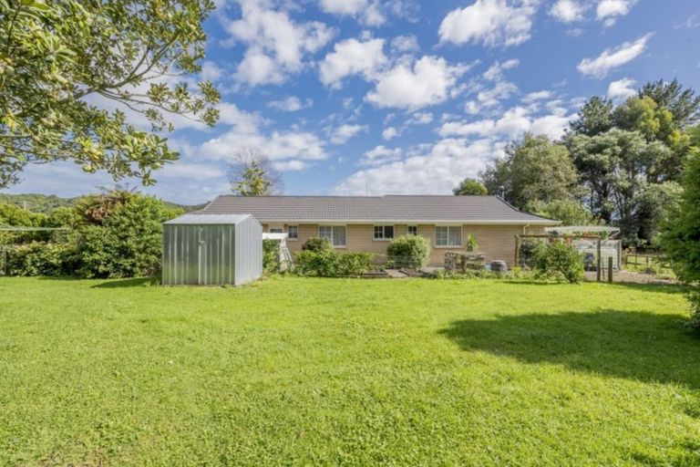 Photo of property in 248 Kuku East Road, Kuku, Levin, 5570