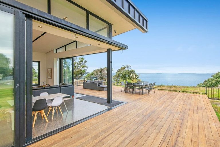 Photo of property in 22 East Point, Manly, Whangaparaoa, 0930