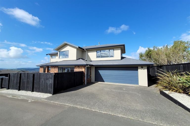 Photo of property in 3 Comber Place, Johnsonville, Wellington, 6037