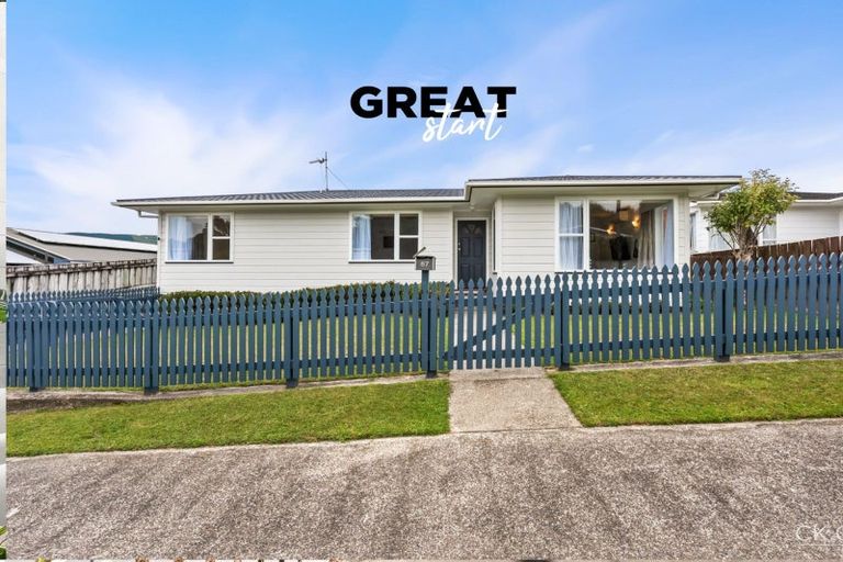 Photo of property in 67 Waipounamu Drive, Kelson, Lower Hutt, 5010