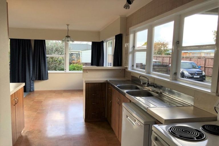 Photo of property in 76a Kennedy Drive, Levin, 5510