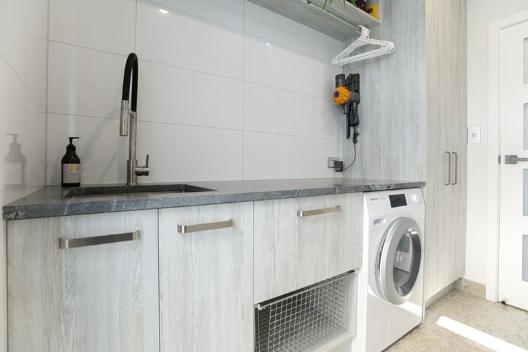 Photo of property in 6 Talisman Heights, Kaiteriteri, Motueka, 7197