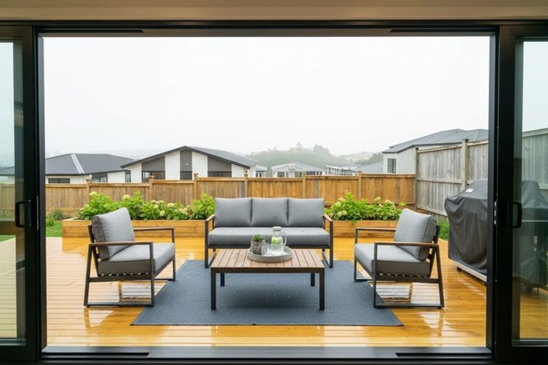 Photo of property in 57 Michael Bosher Way, Flat Bush, Auckland, 2019