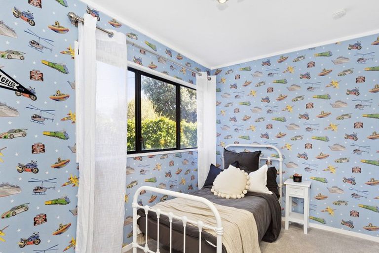 Photo of property in 2/127 Oceanbeach Road, Mount Maunganui, 3116