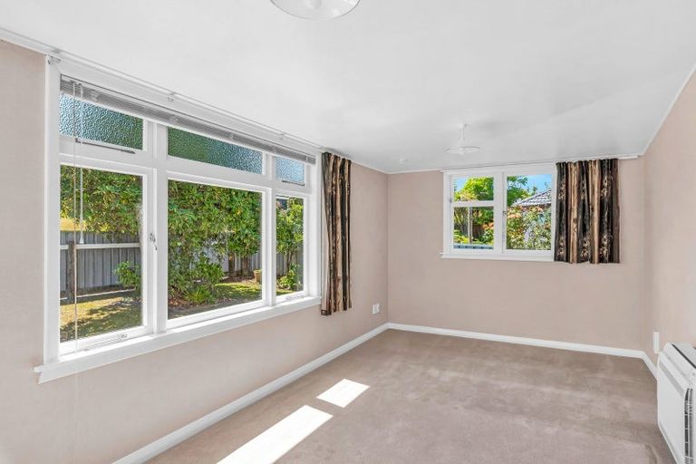 Photo of property in 27 Read Street, Levin, 5510