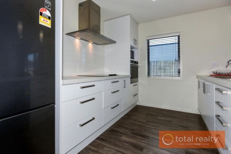 Photo of property in 12 Meyer Crescent, Halswell, Christchurch, 8025